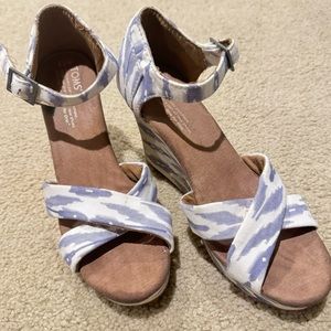 TOMS wedge cross strap sandal